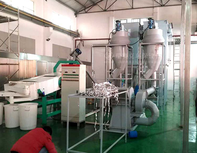 深扒廢鋰電池回收內(nèi)幕！提取貴金屬，賺錢(qián)生意怎么來(lái)的？